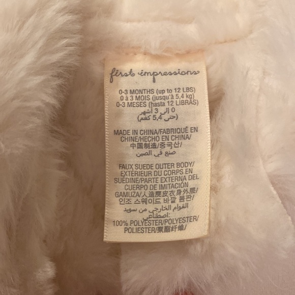 🎄 Holiday Coat, First Impressions 0-3mo runs large - Picture 4 of 5